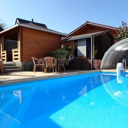Log Cabin Modern Retreat Holiday home Thum